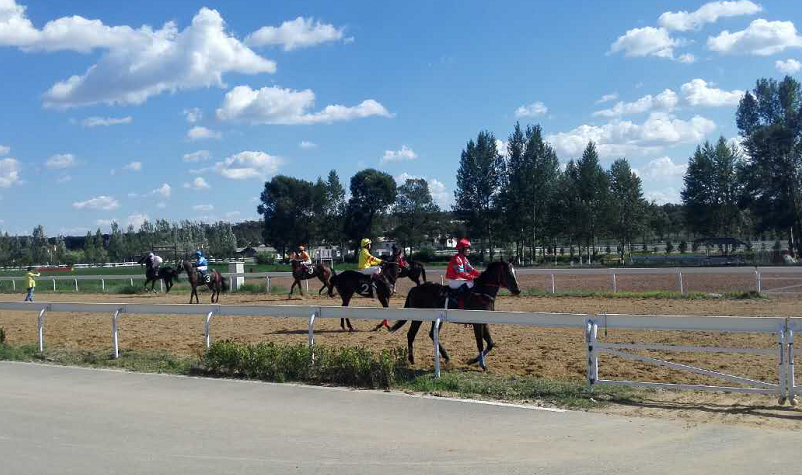 QQ截图20160827221841.png QQ截图20160827221841.png