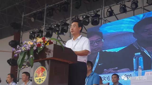 640YADBK8UR.jpg 640YADBK8UR.jpg