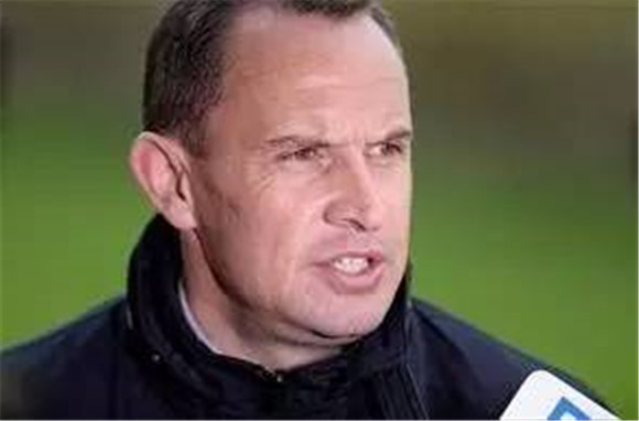 C:\Users\Administrator\Desktop\图\练马师华礼纳(Chris Waller).jpg C:\Users\Administrator\Desktop\图\练马师华礼纳(Chris Waller).jpg