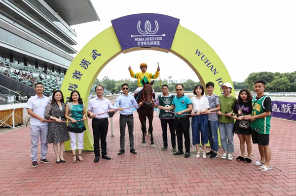 640.webp (8).jpg 640.webp (8).jpg